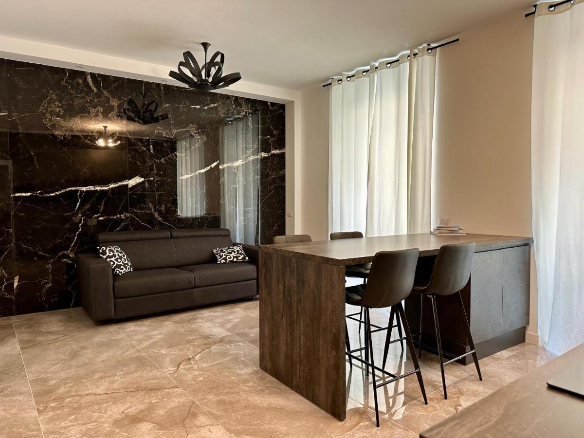 Magic Place Bergamo! Classy Apartment In The Heart Of The City Eksteriør billede