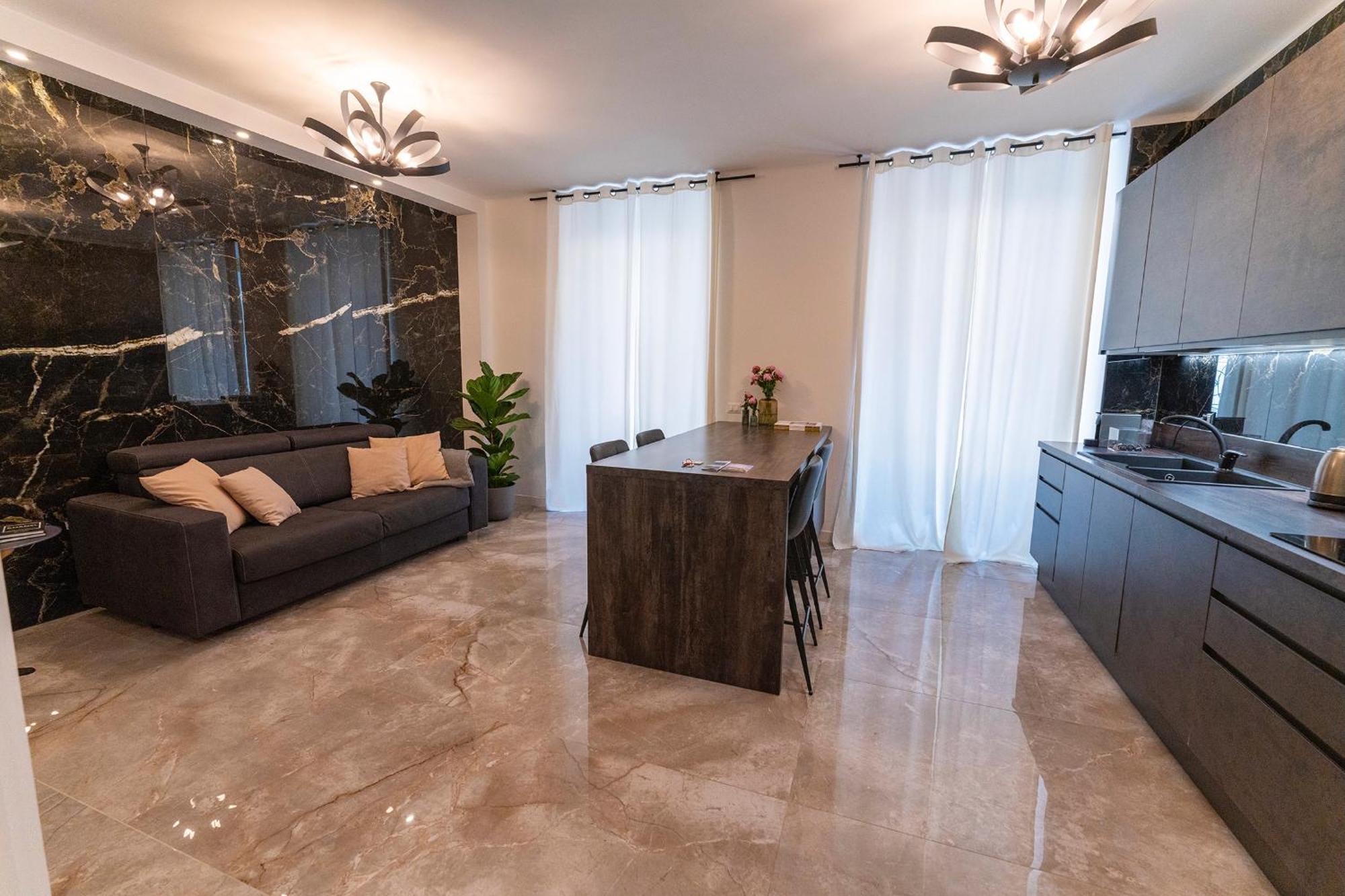 Magic Place Bergamo! Classy Apartment In The Heart Of The City Eksteriør billede
